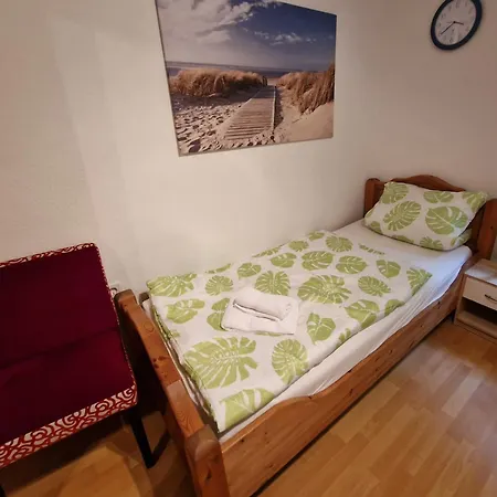 Holiday home Ferienhaus Thymian In Bei Oldenburg - Idyllische Waldlage